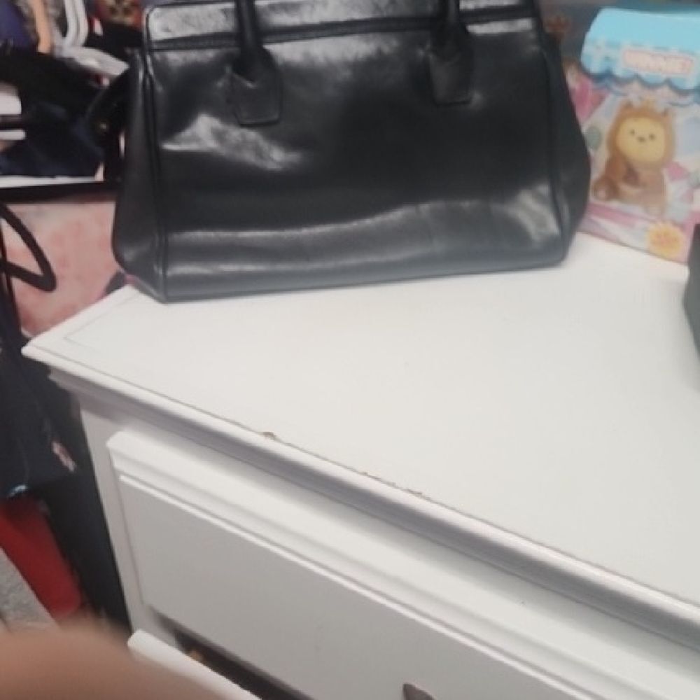 Etienne Aigner Leather Handbag - Picture 7 of 8